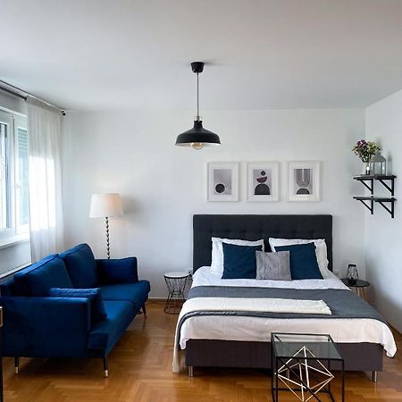 Apartman Welcome To Tresnjevka 자그레브 외부 사진